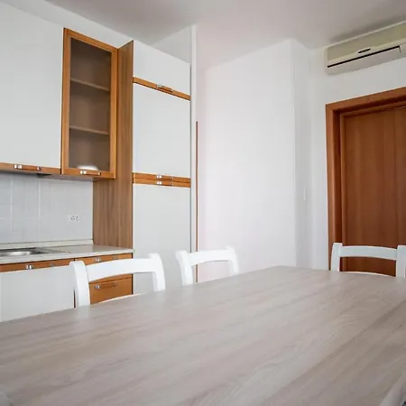 Nisia Holiday home Torre Lapillo